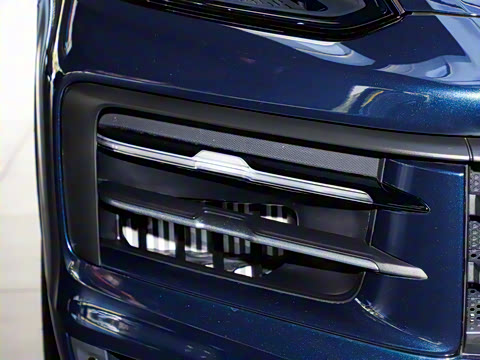 2025�� Cayenne 3.0T