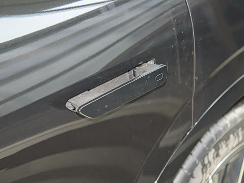 2025�� �Ŀ� Max ���̰�