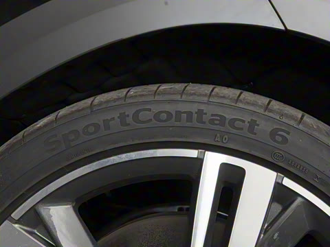 2025�� allroad quattro 55 TFSI ��̽�ռ�