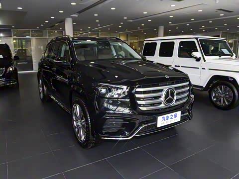 2025�� GLS 450 4MATIC ������