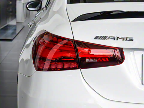 2025�� �Ŀ� AMG A 35 L 4MATIC