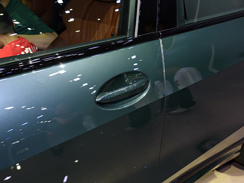 2024�� xDrive M60i