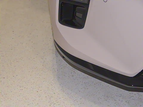 2025�� 75kWh Touring