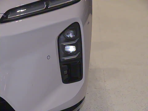 2025�� 75kWh Touring