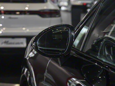 2025�� Cayenne 3.0T ���ΰ�