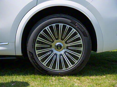 2025�� ���� Ultra�� 53.4kWh 5����