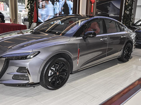 2024�� 2.0T ���а�