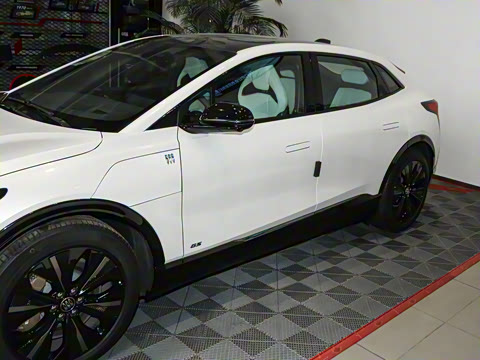 2023�� GS������������