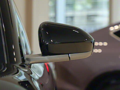 2025�� 75kWh Touring