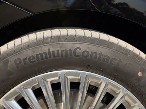 2025�� 2.0T ��άʿ������