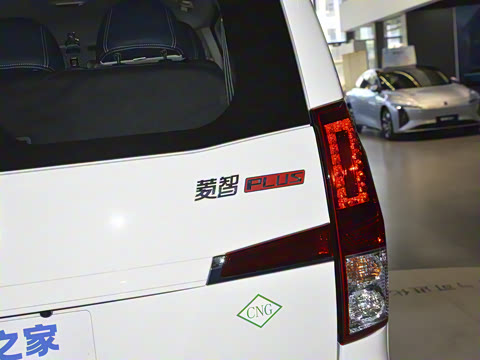 2024�� 2.0L �ֶ�������CNG 9��