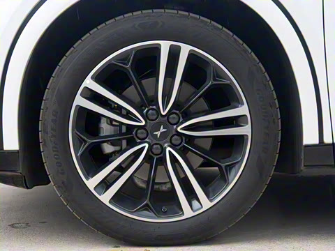 2023�� 755 �������� Max