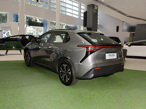 2025�� 615 Max��