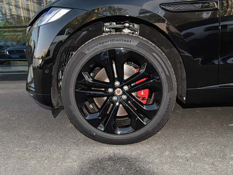 2025�� P400 SPORT