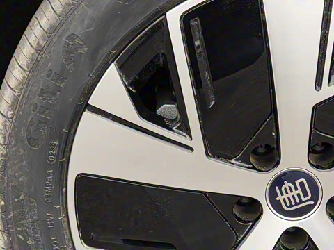 2025�� EV 670KM�����״��콢��