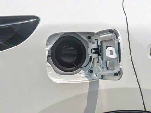 2025�� �Ŀ� ���� 2.0L CVT XV+���Ȱ�