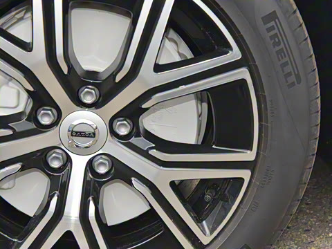 2025�� B4 ���ݺ�����