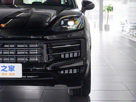 2025�� Cayenne 3.0T