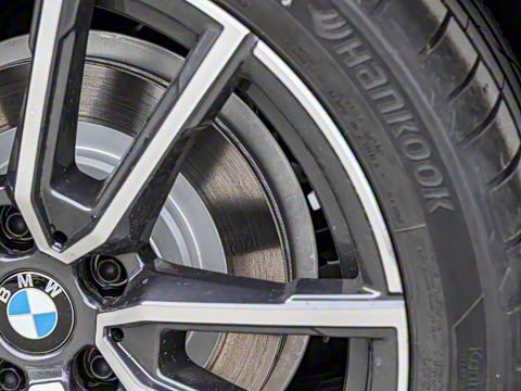 2025�� 325i M�˶���װ