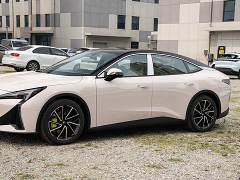 2025�� 708MAX 200kW