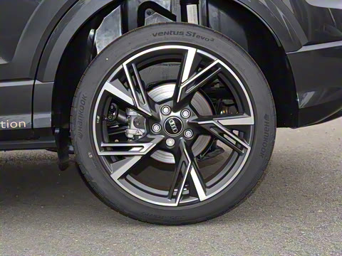 2024�� 35 TFSI RS�׼�ȼ����