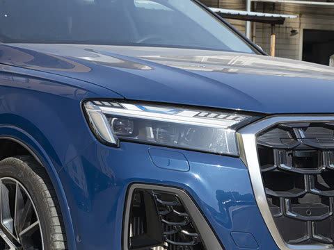 2024�� 55 TFSI quattro S line�����