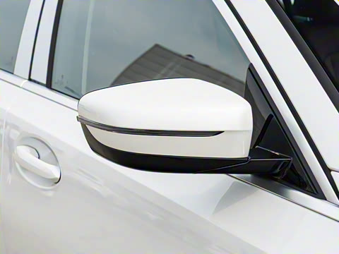 2025�� 325i M�˶���װ