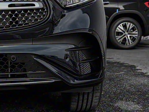 2025�� GLC 300 L 4MATIC ������ 5��