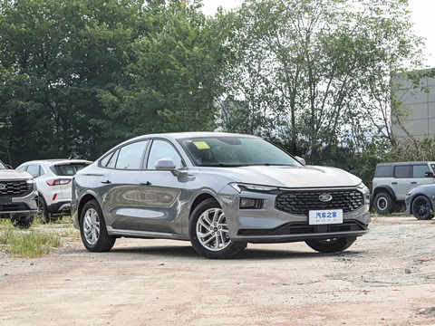 2025 1.5T EcoBoost E 춯 