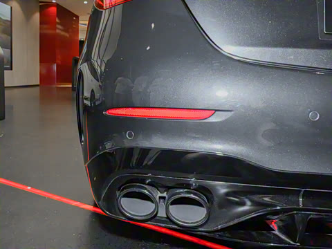 2025�� AMG C 43 4MATIC