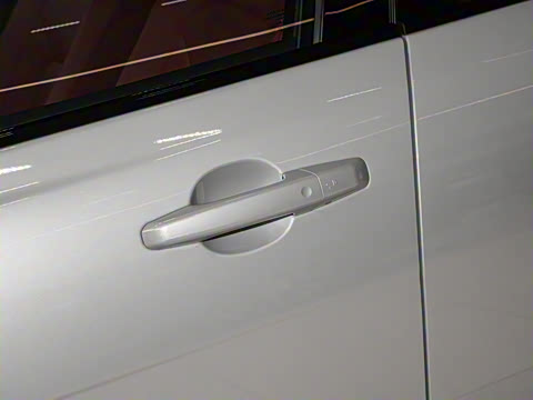 2025�� 2.0T 250PS R-DYNAMIC 90�����ذ�