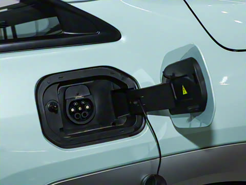 2023�� Plus 610 ������