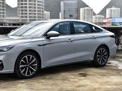 2025�� 2.0T DCT ������