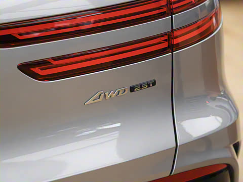 2025�� 2.5T �����콢��