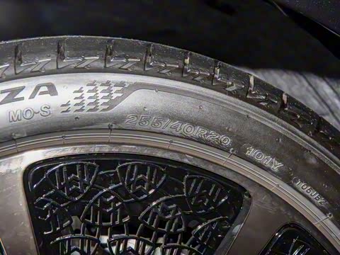 2025�� �Ŀ� S 680 4MATIC ��ҹ��