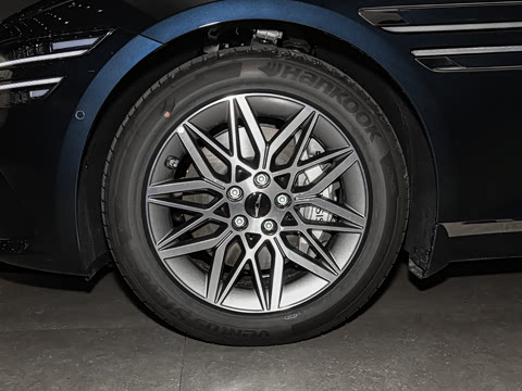 2024�� 2.5T ����������