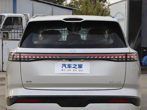 2025�� 636Ultra����� 5��