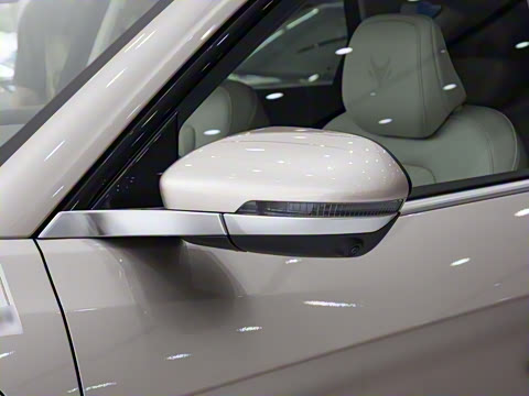 2025�� 688MAX 175kW