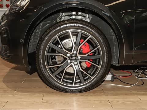 2025�� quattro 45�����ذ� 45 TFSI ������