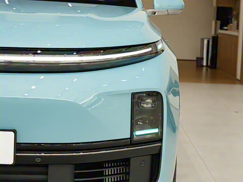 2025�� Ultra ���ܻ��°�