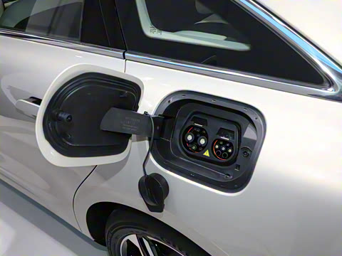 2024�� EV 510km ���а�