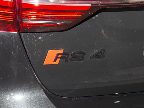 2024��  RS4 Avant �����
