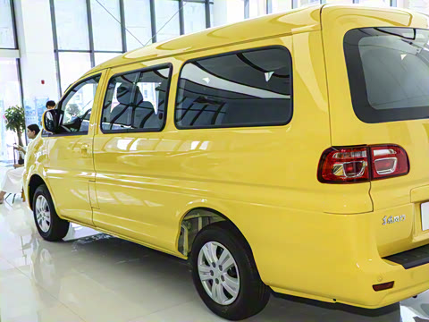 2025�� M5 1.6L ����Ӫ�˰� 9��