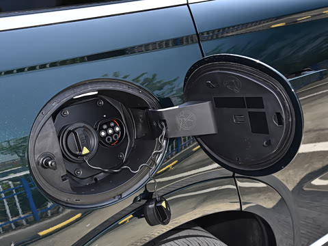 2025�� ���� Ultra