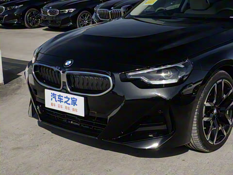 2025�� 225i M�˶���ҹ��װ