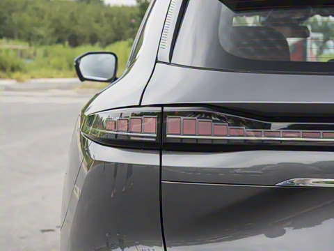 2025�� ���Ĵ� 1.5T ������ �ǻ��콢��