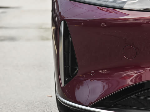 2025�� 260������������