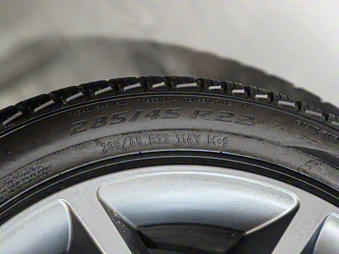 2025�� 400PS Dynamic SE