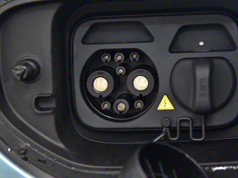 2025�� 285Max ��ΪǬ���Ǽ�ADS SE���̰�