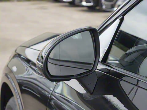 2025�� GLC 260 4MATIC ����SUV